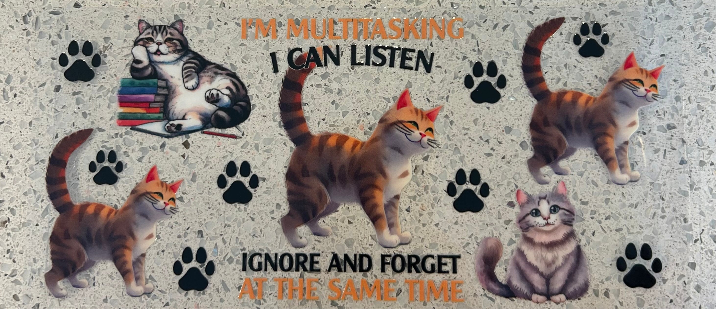 Listen cat