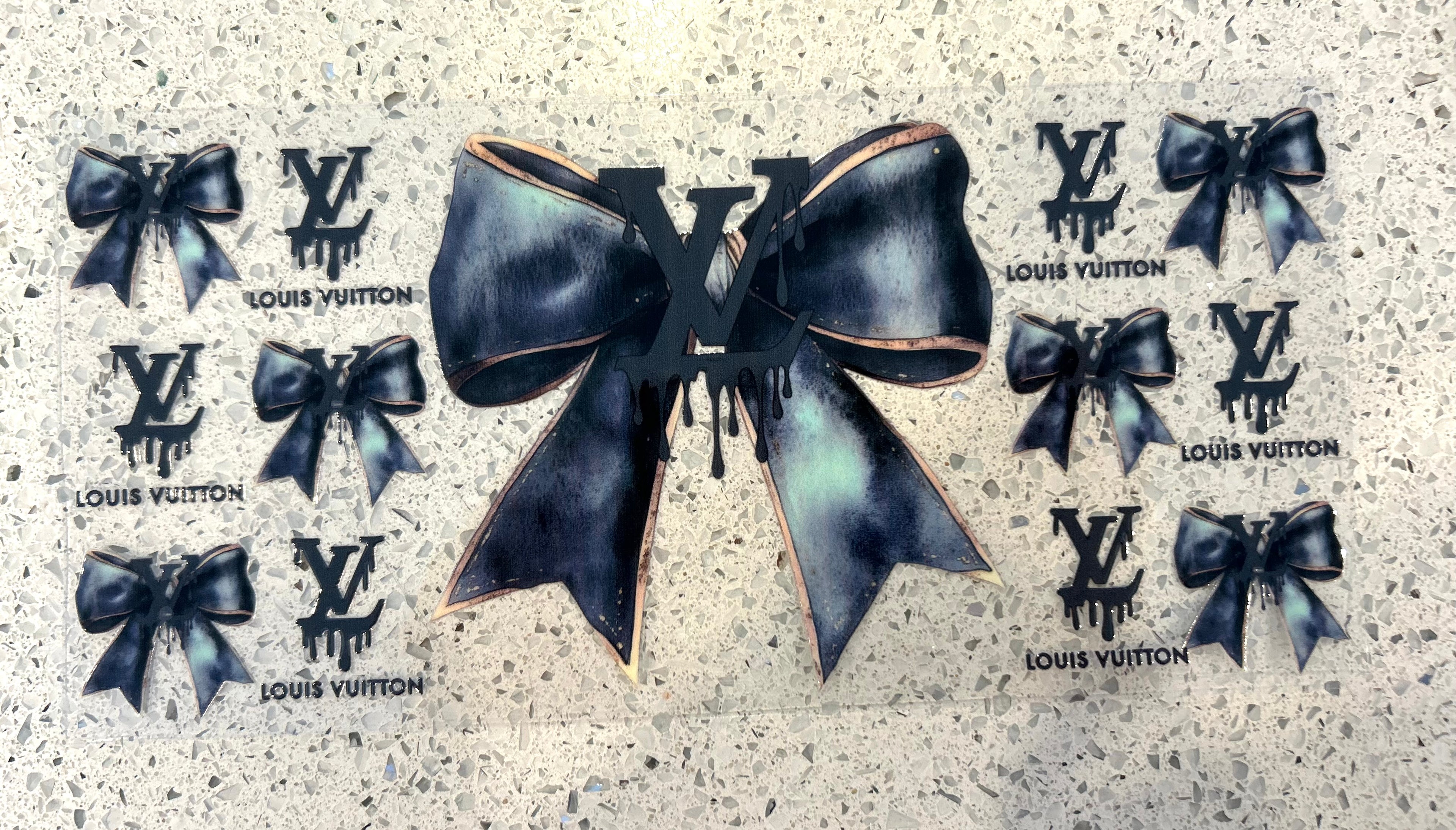LV bows